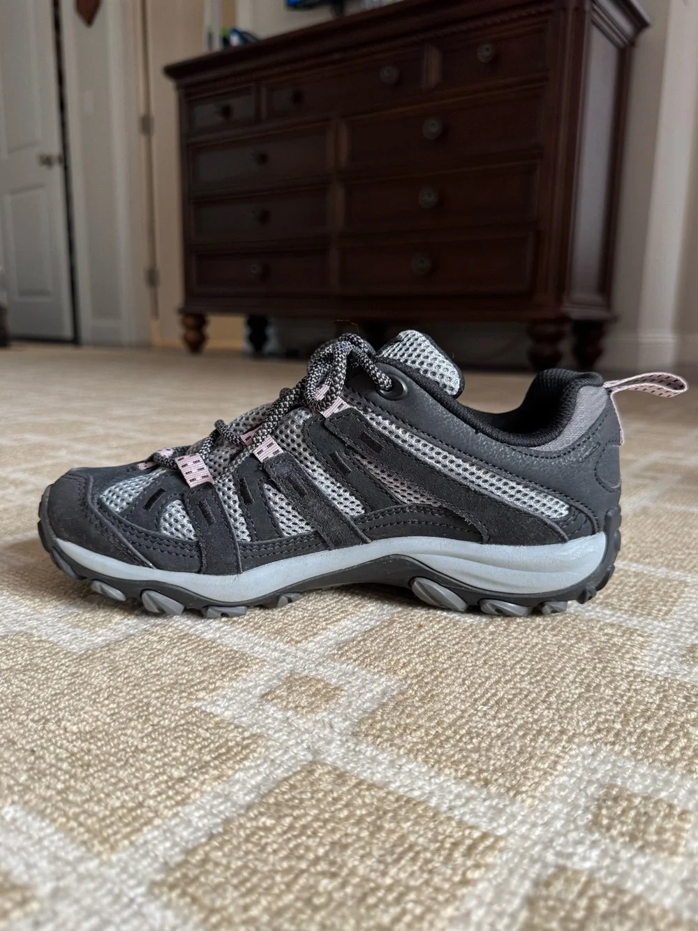 Merrell Alverstone 2 Hiking Shoes Trail Sneakers Outdoor Gray Black Pink 8